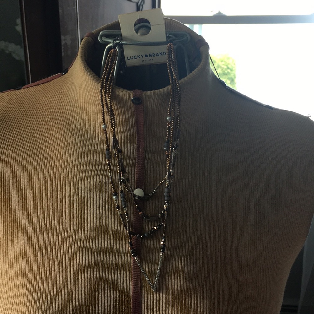 Woman’s necklace . From lucky store